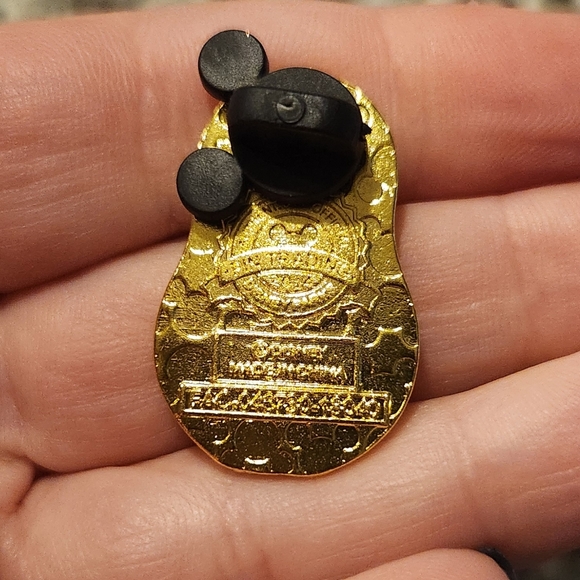 (5 For $30) Disney Pin Nesting Doll Tiana Princess And The Frog Pinn - Picture 3 of 4